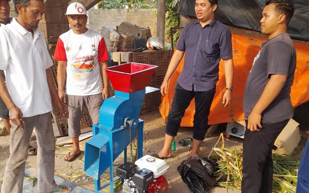 Penerapan Mesin Cacah Rumput di Desa Jatirejoyoso: Mendorong Efisiensi dan Keberlanjutan dalam Proses Produksi Kompos